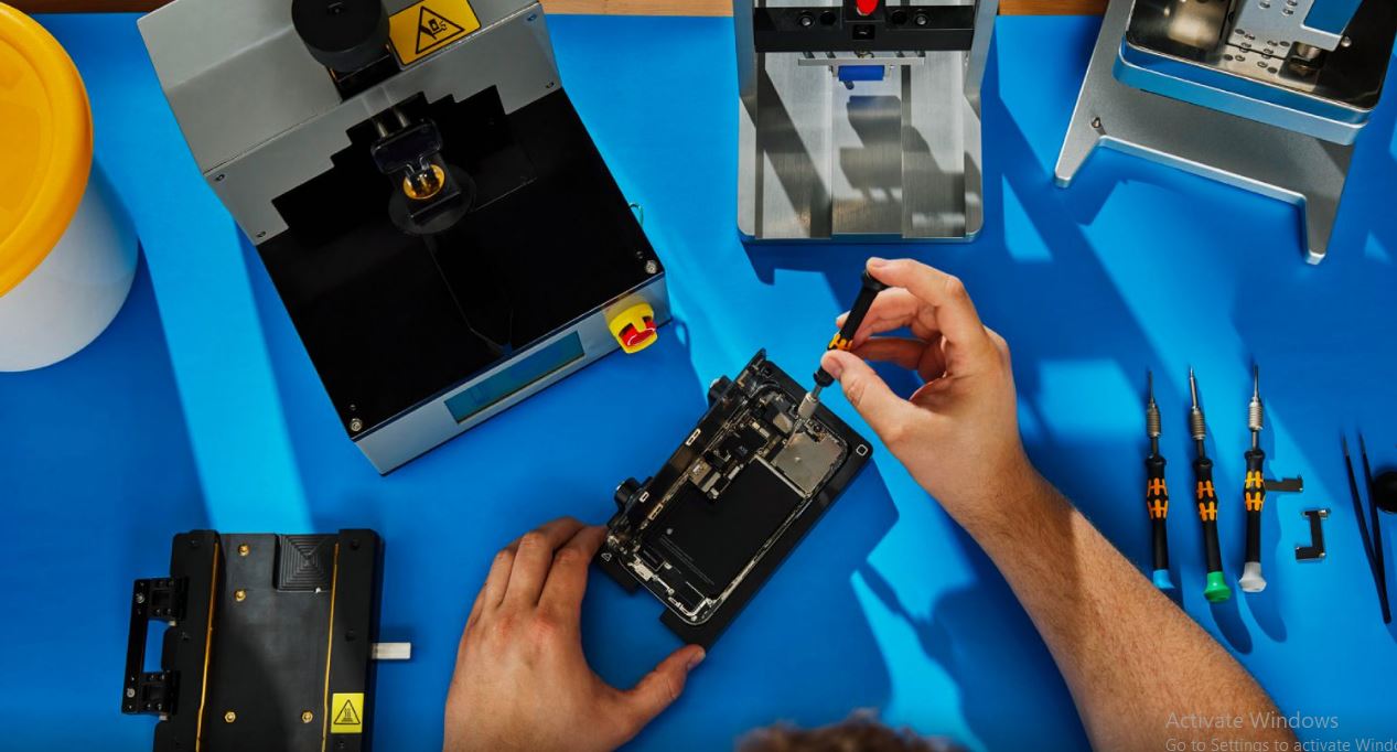 MacBook repair services